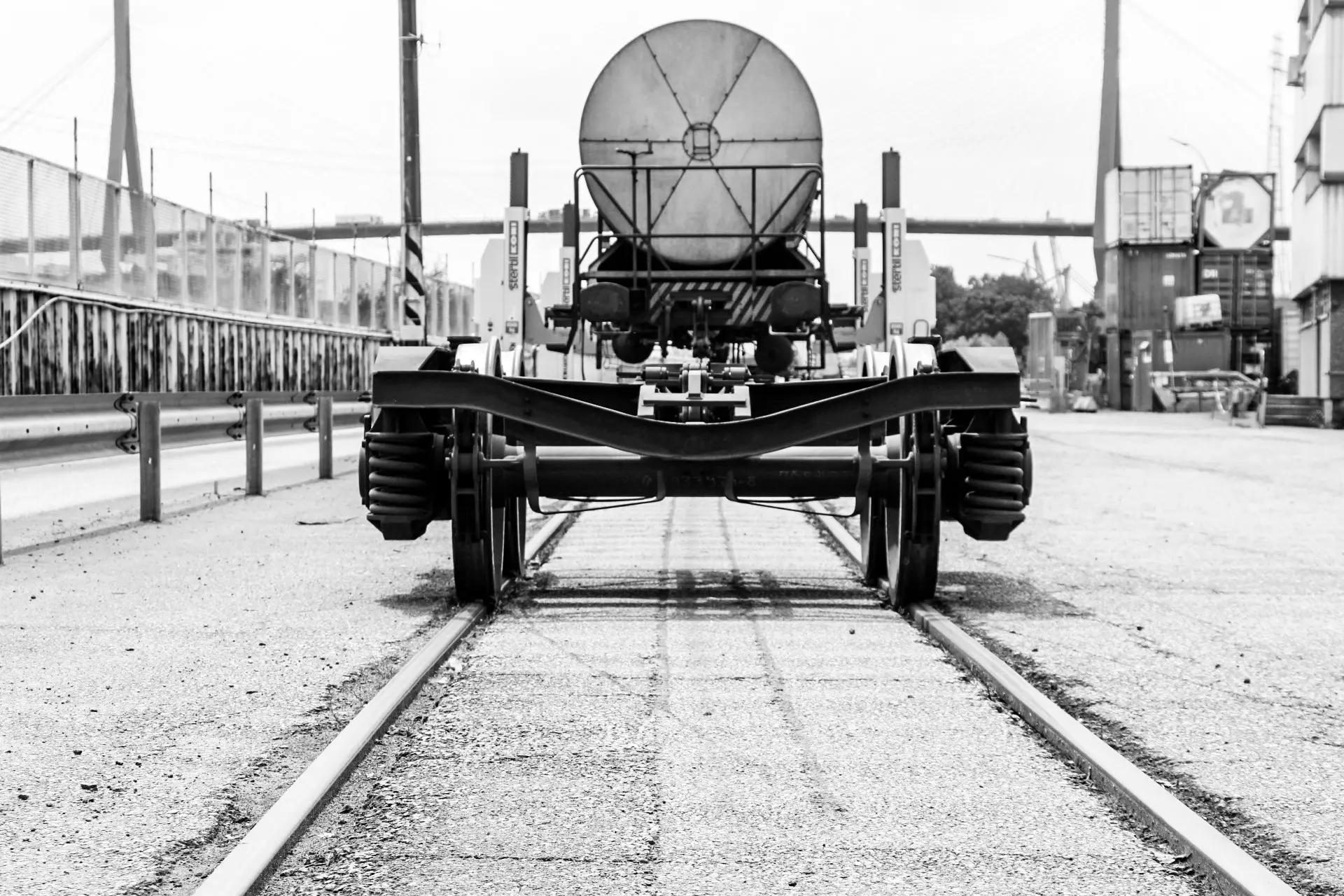 Karriere Schwarz-weiß-Aufnahme eines Eisenbahnwaggons