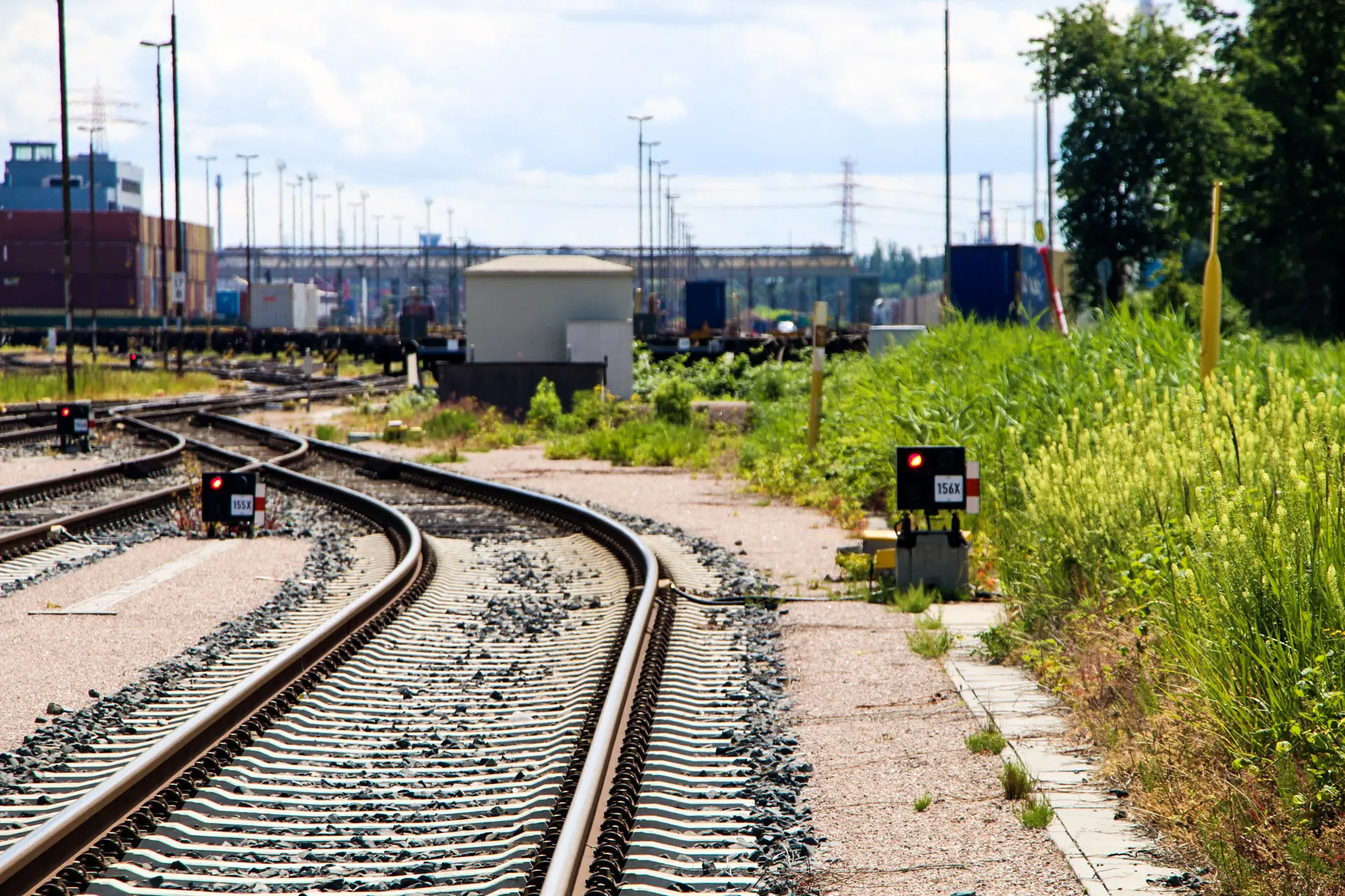 Karriere Gleise eines Güterbahnhofs
